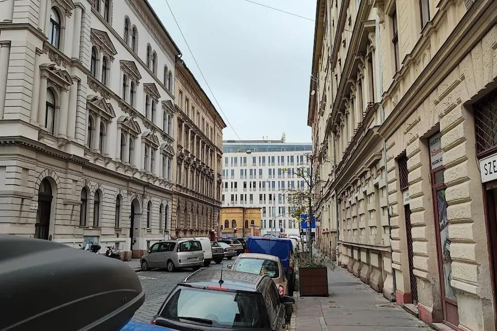 Filinhome Budapest Oktogon Studio Hungria